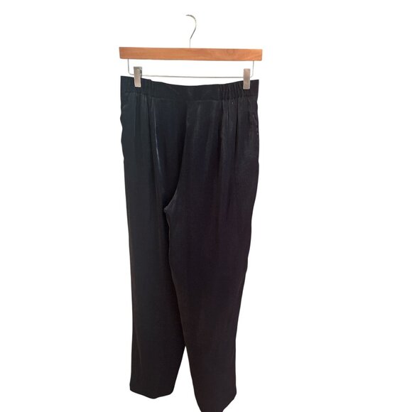 Vintage Black High-Waisted Pleated Trousers For Women - Picture 4 of 8